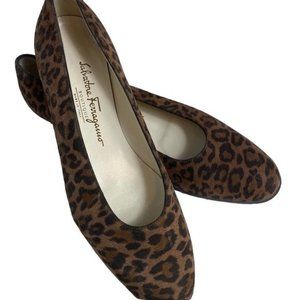 Salvatore Ferragamo Boutique Brown Leopard Print Suede Flats Size 7.5 2A